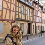 À moins de 2h de Strasbourg, ce village médiéval alsacien aux maisons à colombages séduit tous les visiteurs